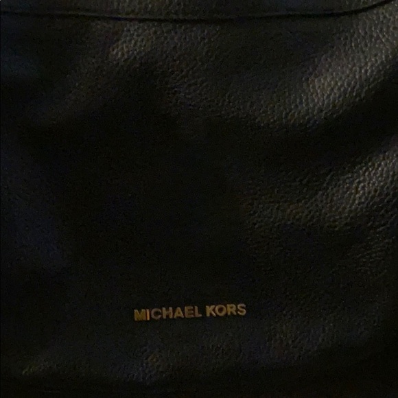 Michael Kors Crossbody - Picture 2 of 7
